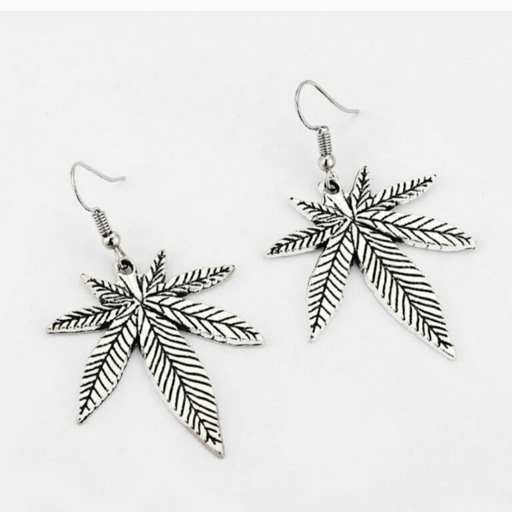 Marijuana leaf earrings, Weed leaf pendant earring